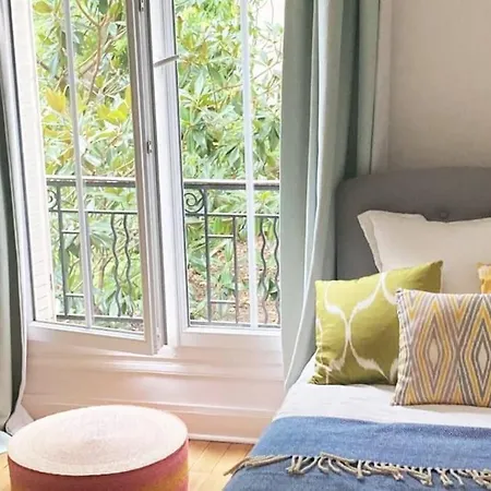 Superbe Lumineux Et Calme Apartment Paris
